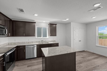 New construction Single-Family house 4029 Lily Glade Ln, Seguin, TX 78155 plan Pierce - image 11