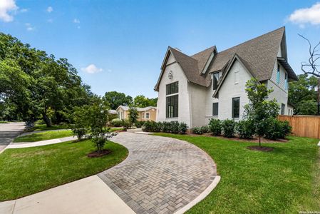 New construction Single-Family house 255 Claywell Dr, Alamo Heights, TX 78209 - image