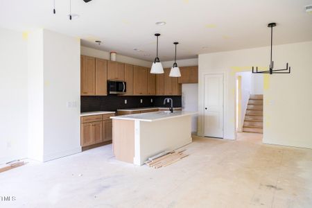 New construction Townhouse house 604 Rocky Knob Court, Raleigh, NC 27601 - photo 6 6