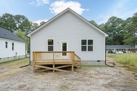 New construction Single-Family house 310 E Yukon St, Kenly, NC 27542 null- photo 16 16