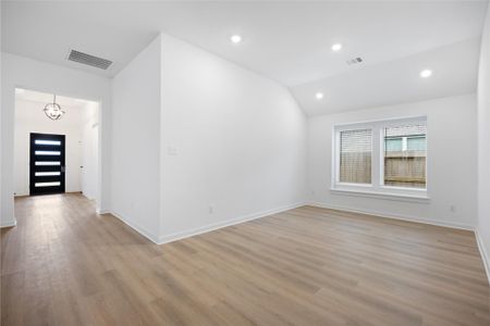 New construction Single-Family house 418 Kendall Crest Dr, Alvin, TX 77511 plan Avery - image 12