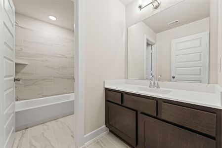 New construction Single-Family house 212 Yellow Rosewood Ln, New Caney, TX 77357 plan The Park Avenue II - image 5