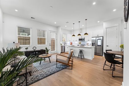 New construction Single-Family house 412 Neyland St, Unit G, Houston, TX 77022 - image 14