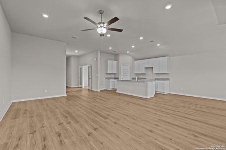 New construction Single-Family house 7851 Coffee Ml, San Antonio, TX 78252 Pizarro - 40' Smart Series- photo 12 12