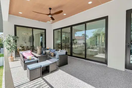 New construction Single-Family house 5964 Bayview Cir S, St. Petersburg, FL 33707 - image 3