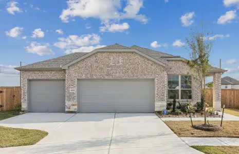 New construction Single-Family house 1030 S Oakhurst Dr, Dayton, TX 77535 plan Chatfield - image