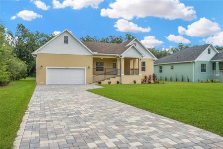 New construction Single-Family house 12500 Green Oak Ln, Dade City, FL 33525 - image