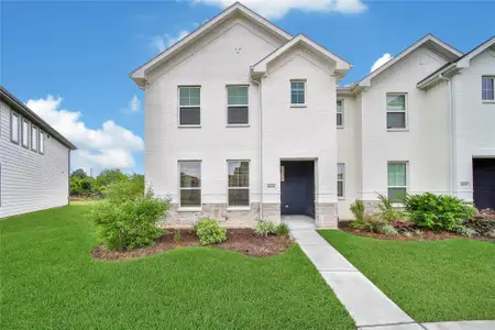 New construction Townhouse house 2203 Seven Oaks Blvd, Tomball, TX 77375 - image