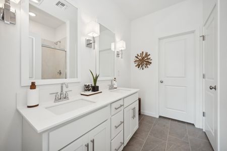 New construction Single-Family house Buckeye, AZ 85326 plan Clyde - image 7