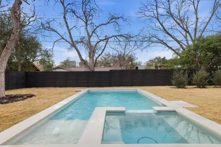 New construction Single-Family house 3005 Silverleaf Dr, Austin, TX 78757 - image 3