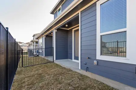 New construction Condo house 18909 Schultz Ln, Unit 1002, Round Rock, TX 78664 plan Blanco - image 3