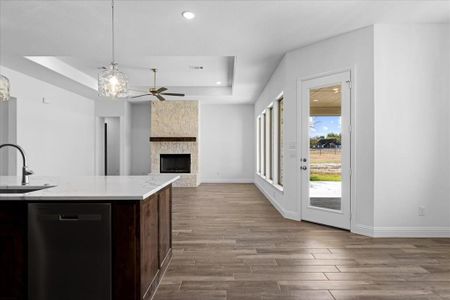 New construction Single-Family house 4005 Crick Ct, Weatherford, TX 76087 plan The Wellington II - image 10