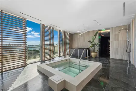 New construction Condo house 1400 Biscayne Blvd, Unit 905, Miami, FL 33132 - image