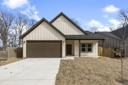 New construction Single-Family house 202 Meadow Lake Dr, Gun Barrel City, TX 75156 null- photo 0 0