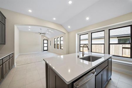 New construction Single-Family house 233 Trapper Creek Dr, Conroe, TX 77384 null- photo 13 13