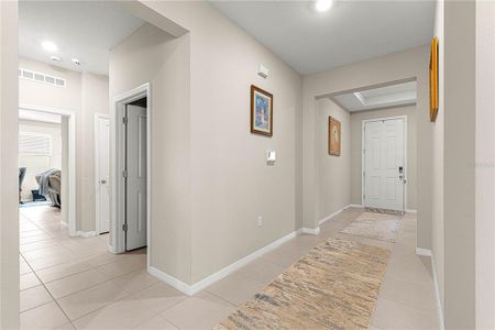 Foyer/in law suite and half bath on left of photo