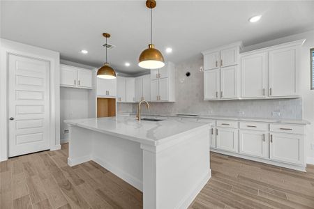New construction Single-Family house 16419 Cat Ct, Conroe, TX 77302 plan The Collins - image 6