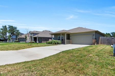 New construction Single-Family house 513 Lucky Ave, Bertram, TX 78605 - image