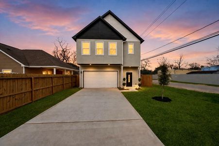 New construction Single-Family house 2825 De Soto St, Houston, TX 77091 - image