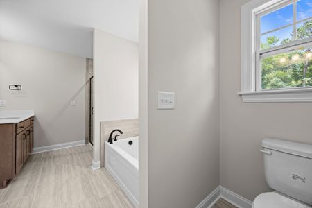 New construction Single-Family house 815 Lawson Ct, Greenville, NC 27858 plan Dunley - image 14