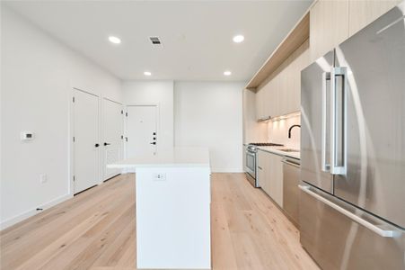 New construction Condo house 2209 S 1st St, Unit 309, Austin, TX 78704 plan B1 - image 7