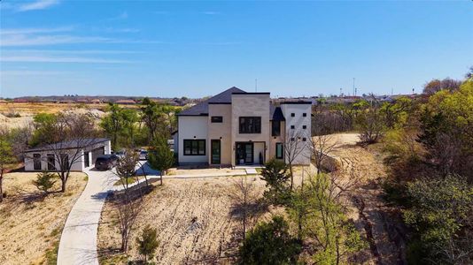New construction Single-Family house 601 Canyon Creek Trl, Fort Worth, TX 76112 - image