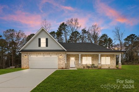 New construction Single-Family house 5311 Carden Drive, Charlotte, NC 28227 - photo 0