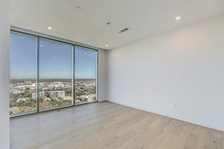 New construction Condo/Apt house 1711 Allen Parkway, Unit 2301, Houston, TX 77019 - photo 10 10