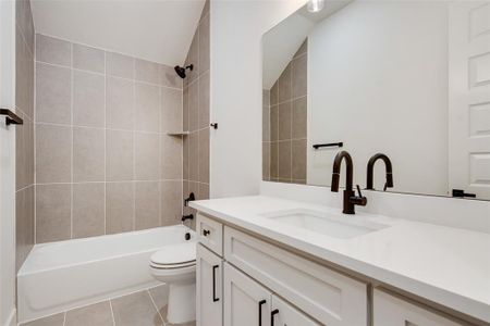 New construction Single-Family house 2017 Shady Creek Xing, Azle, TX 76020 - image 9