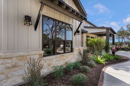 New construction Single-Family house 8170 Blue Oak Way, San Antonio, TX 78266 Midland- photo 14 14