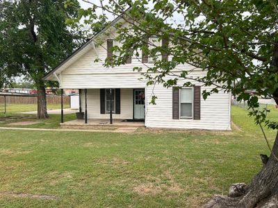 New construction Single-Family house 213 E Boyd Ave, Boyd, TX 76023 null- photo 0