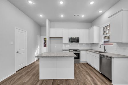 New construction Single-Family house 11964 Canal St, Willis, TX 77318 - image 9