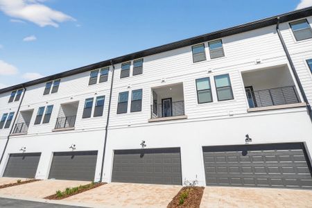 New construction Townhouse house 15327 Hamlin Park Dr, Winter Garden, FL 34787 plan Haines II - image