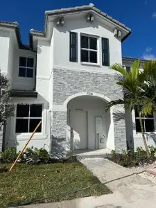 New construction Townhouse house 29281 Sw 163Rd Ct, Homestead, FL 33033 - image
