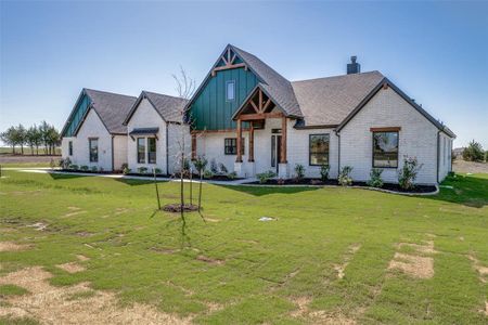 New construction Single-Family house 820 Evergreen Wy, Nevada, TX 75173 - image