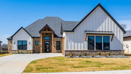 New construction Single-Family house 921 Bandon Dunes Dr, Fort Worth, TX 76028 - image
