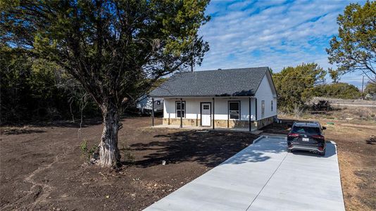 New construction Single-Family house 3524 Hilltop, Granbury, TX 76048 - photo 0