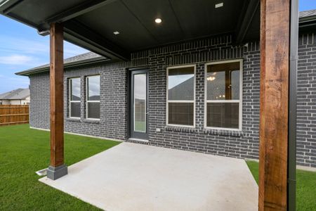 New construction Single-Family house 2297 High Plain Ln, Waxahachie, TX 75167 plan Brookstone I - image 3