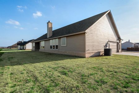 New construction Single-Family house 2605 Witness Tree Rd, Terrell, TX 75161 Leona II- photo 37 37