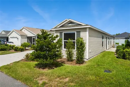 New construction Single-Family house 7548 Kuenher Ct, The Villages, FL 34762 - image
