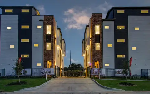 New construction Single-Family house 3030 Lamar St, Houston, TX 77003 - image 3