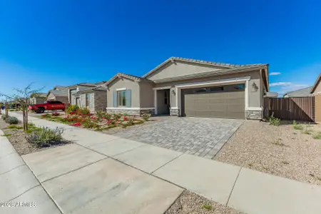 New construction Single-Family house 15808 W Desert Hollow Dr, Surprise, AZ 85387 - image