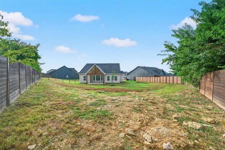 New construction Single-Family house 4934 Dry Creek Rd, Sherman, TX 75092 - image