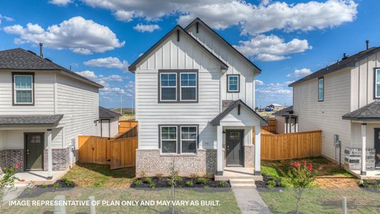New construction Single-Family house 203 Grebe Dr, New Braunfels, TX 78130 plan The Blanco - image