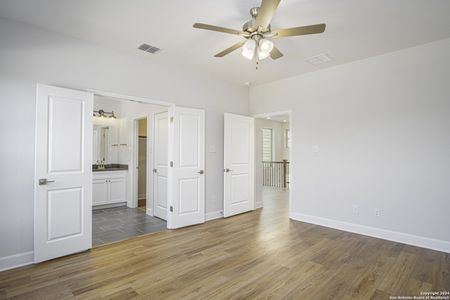 New construction Single-Family house 9023 Summerwood Bnd, San Antonio, TX 78254 null- photo 11 11