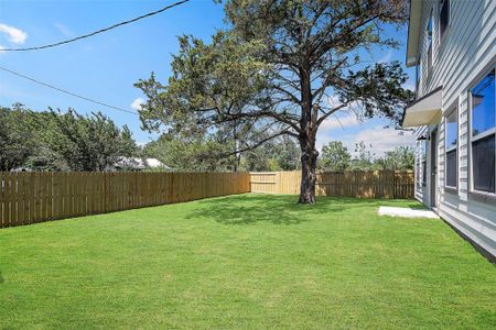 New construction Single-Family house 735 20Th St, Hempstead, TX 77445 null- photo 29 29