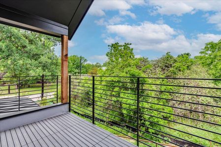New construction Single-Family house 1713 E M Franklin Ave, Unit 2, Austin, TX 78721 - image 13