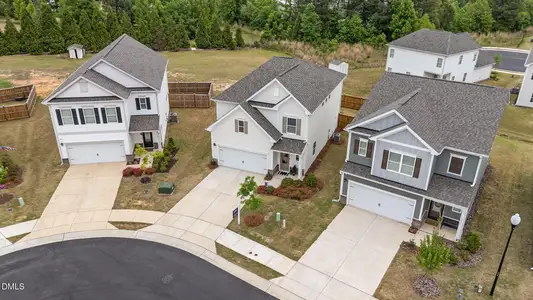 New construction Single-Family house 122 Commons Cir, Clayton, NC 27520 - image