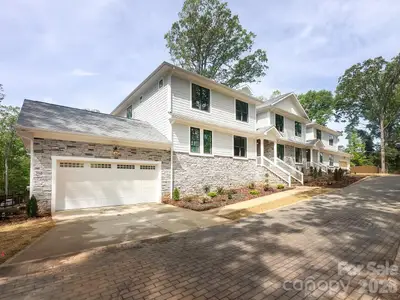 New construction Townhouse house 4304 Tangle Dr, Charlotte, NC 28211 - image