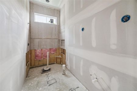 New construction Single-Family house 1911 Milford St, Houston, TX 77098 - image 16